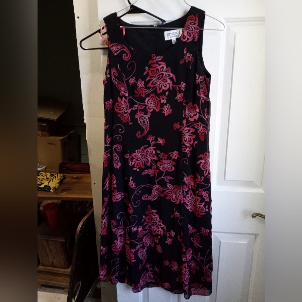 Studio 1 A beautiful summer dress mid (knee) length